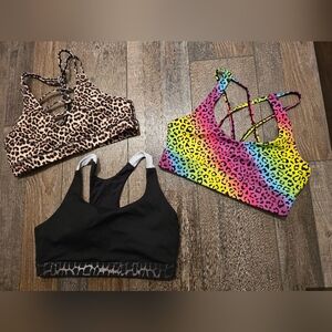 Zyia size large sports bras